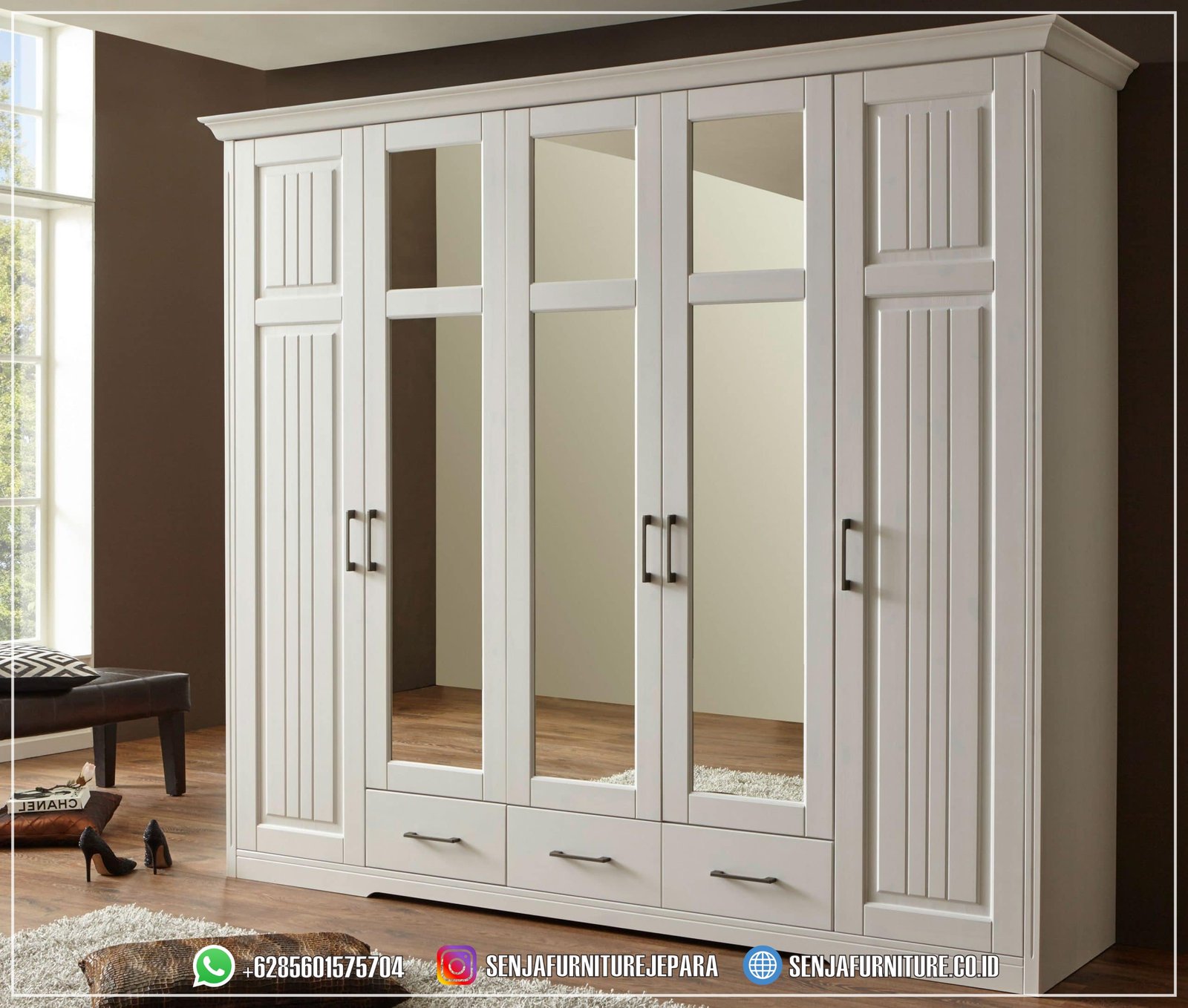 Lemari Pakaian Minimalis Modern Terbaru Gaya American Classic Lemari Pakaian Minimalis, Lemari Pakaian Jati, Lemari Pakaian Mewah, Lemari Pakaian Klasik, Lemari Pakaian Ukir Jepara, Lemari Pakaian 3 Pintu, Lemari Pakaian 4 Pintu, Lemari Pakaian 5 Pintu, Lemari Pakaian 6 Pintu, Classic Wardrobe, Lemari Baju Jati, Walk In Closet